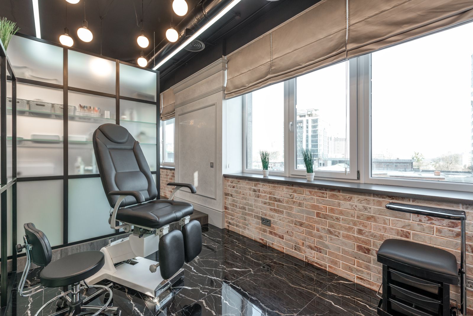 Velour studio, a 5 min drive from Travis Heights